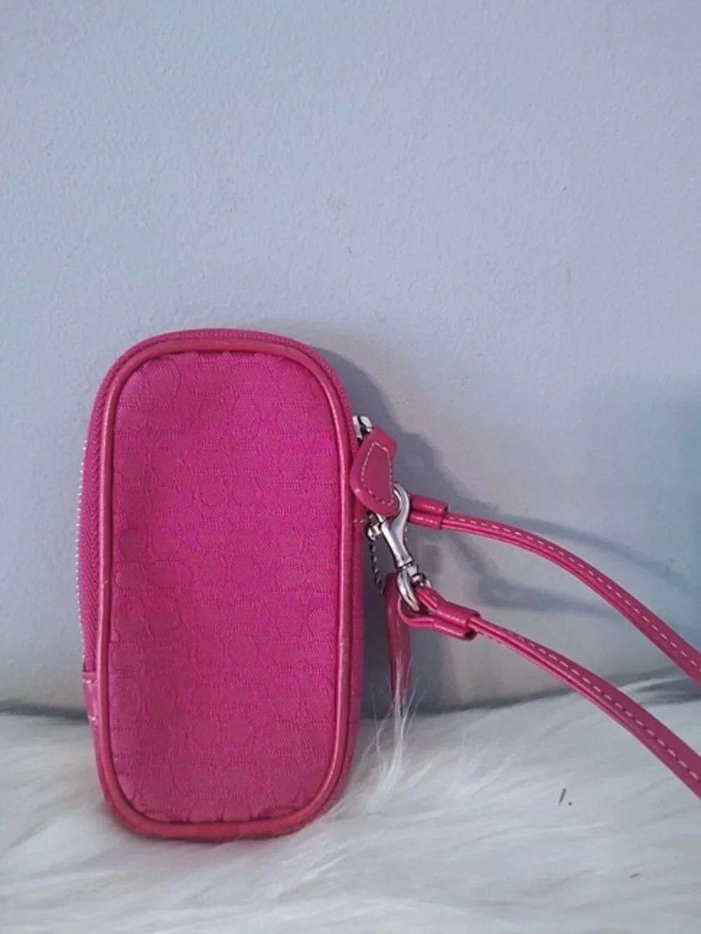Coach Y2K vintage mini Cs wristlet pouch w/hangtag EUC